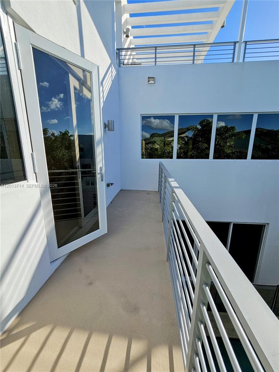 10289 NW 75th Ter # 10289, Doral FL 33178 — 31