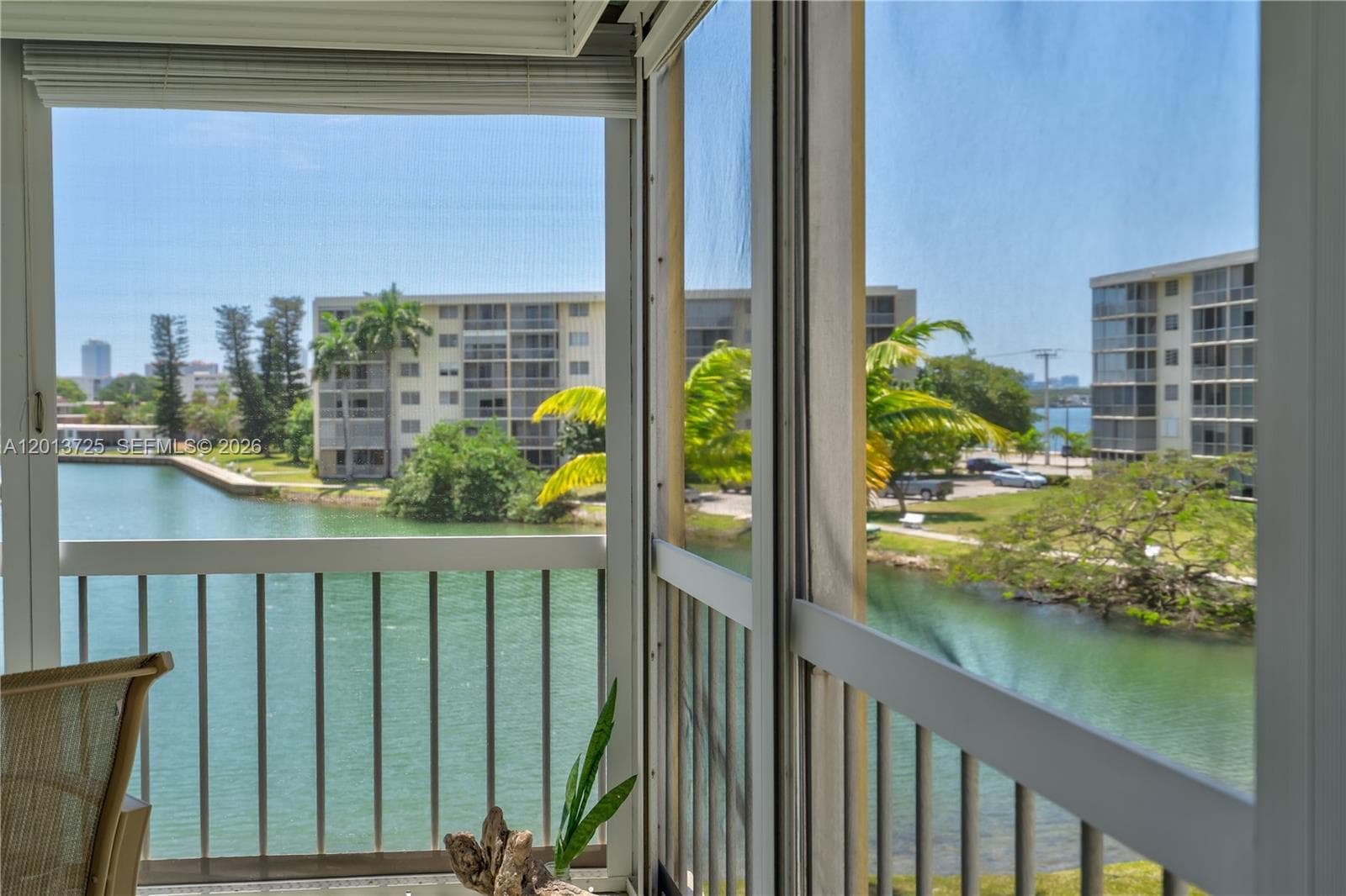 2851 Leonard Dr # J306, Aventura FL 33160 — 8