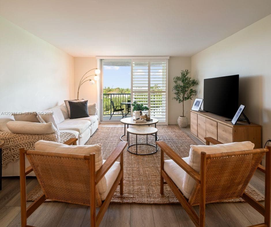 Cape Florida Club Condo P, Key Biscayne, FL — 2
