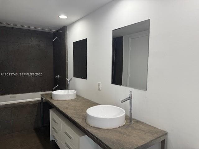 475 Brickell Ave # 2411, Miami FL 33131 — 10