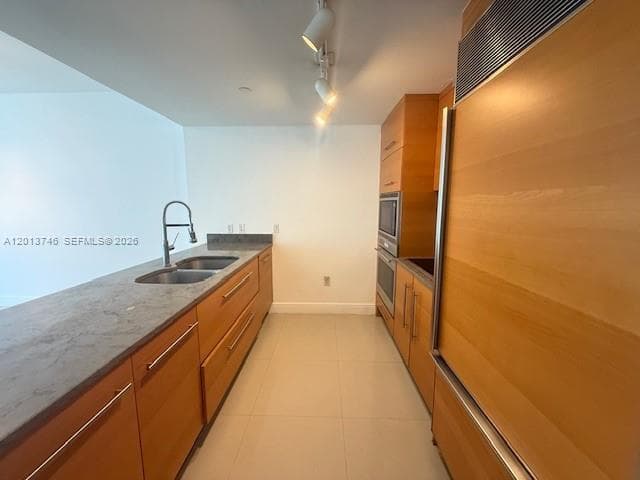 475 Brickell Ave # 2411, Miami FL 33131 — 4