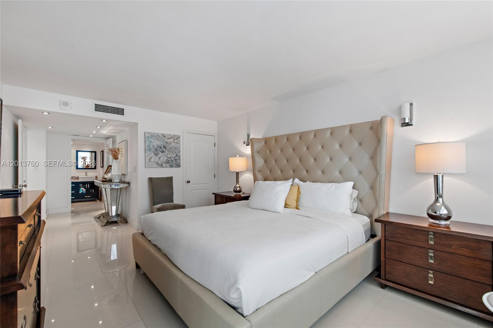 6039 Collins Ave, Miami Beach FL 33140 — 23