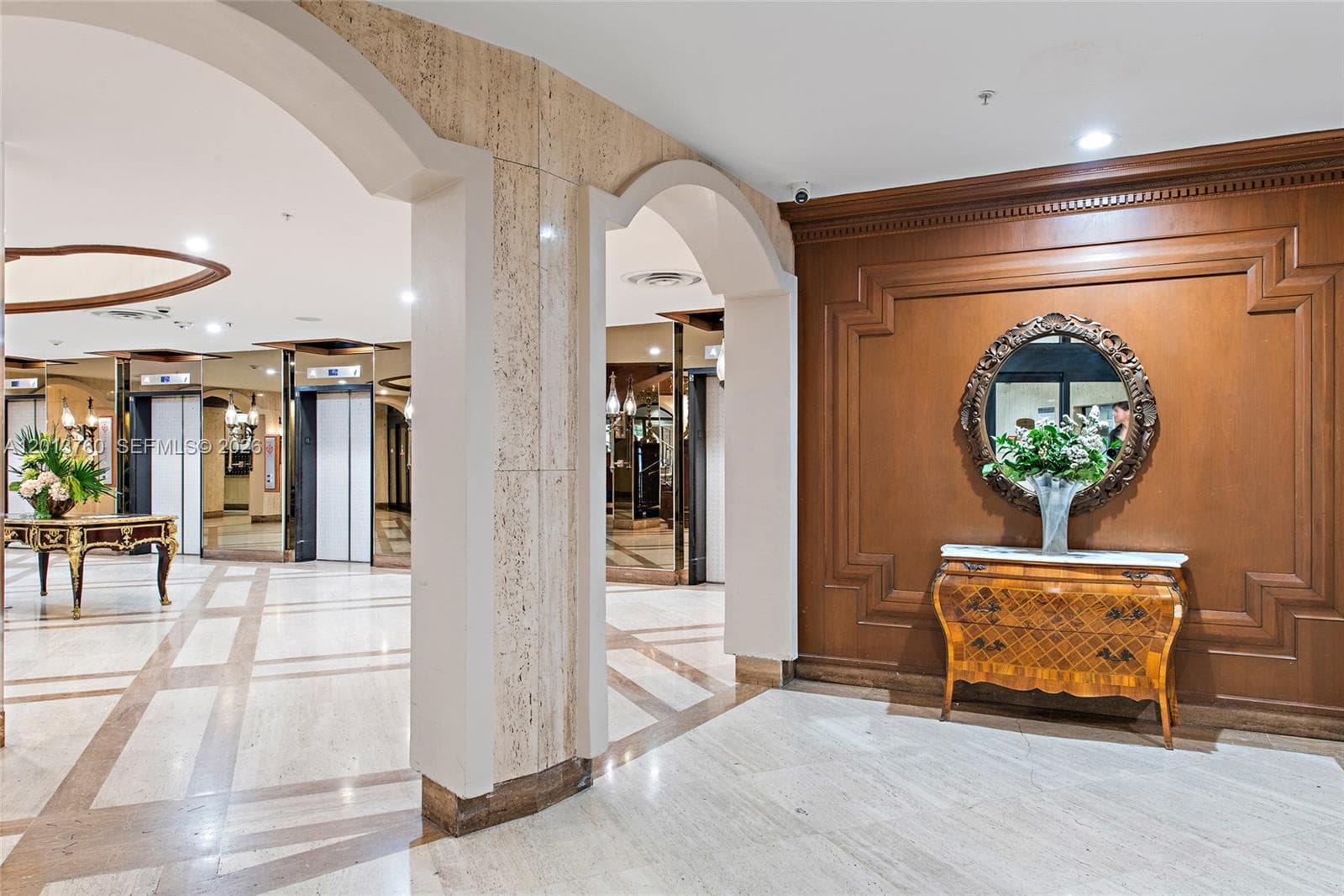 6039 Collins Ave, Miami Beach FL 33140 — 6