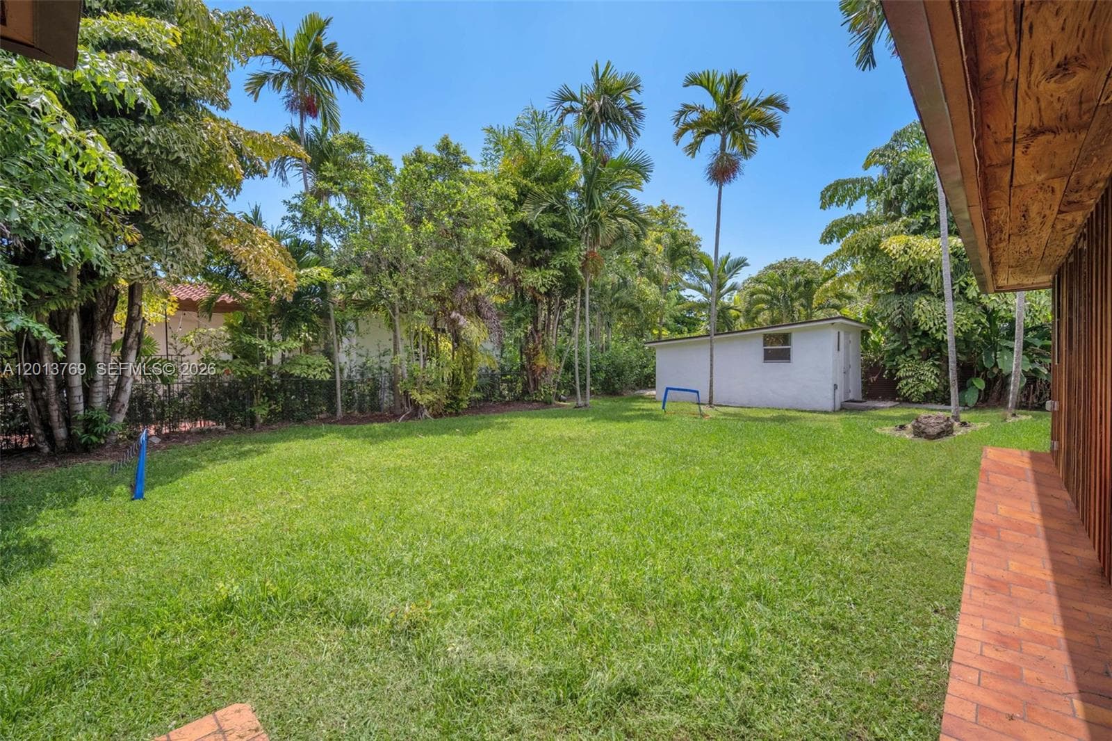 470 NE 113th St # 1, Miami FL 33161 — 53