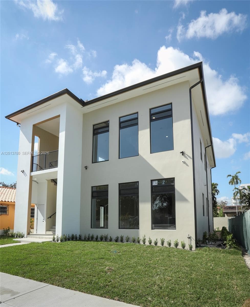 120 SW 35 Ave # A1, Miami FL 33135 — 4