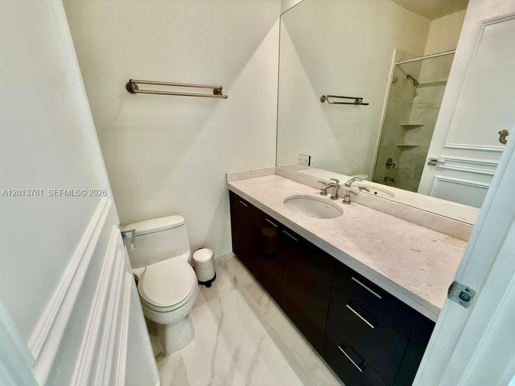 900 Brickell Key Blvd # 2604, Miami FL 33131 — 34