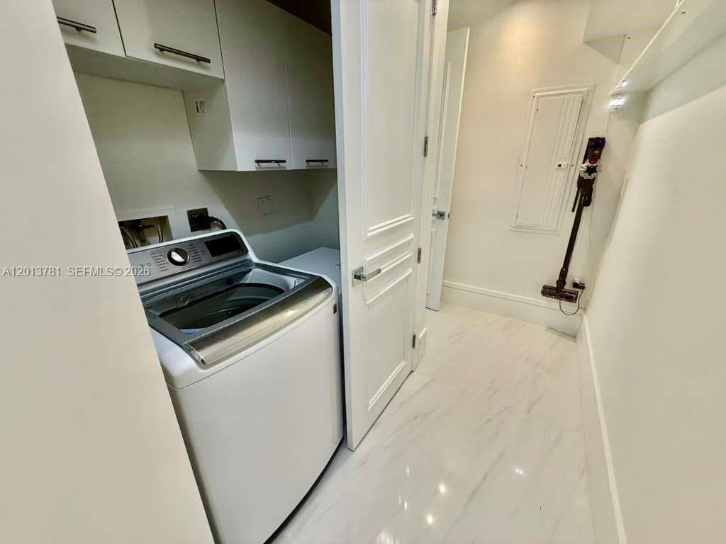 900 Brickell Key Blvd # 2604, Miami FL 33131 — 38