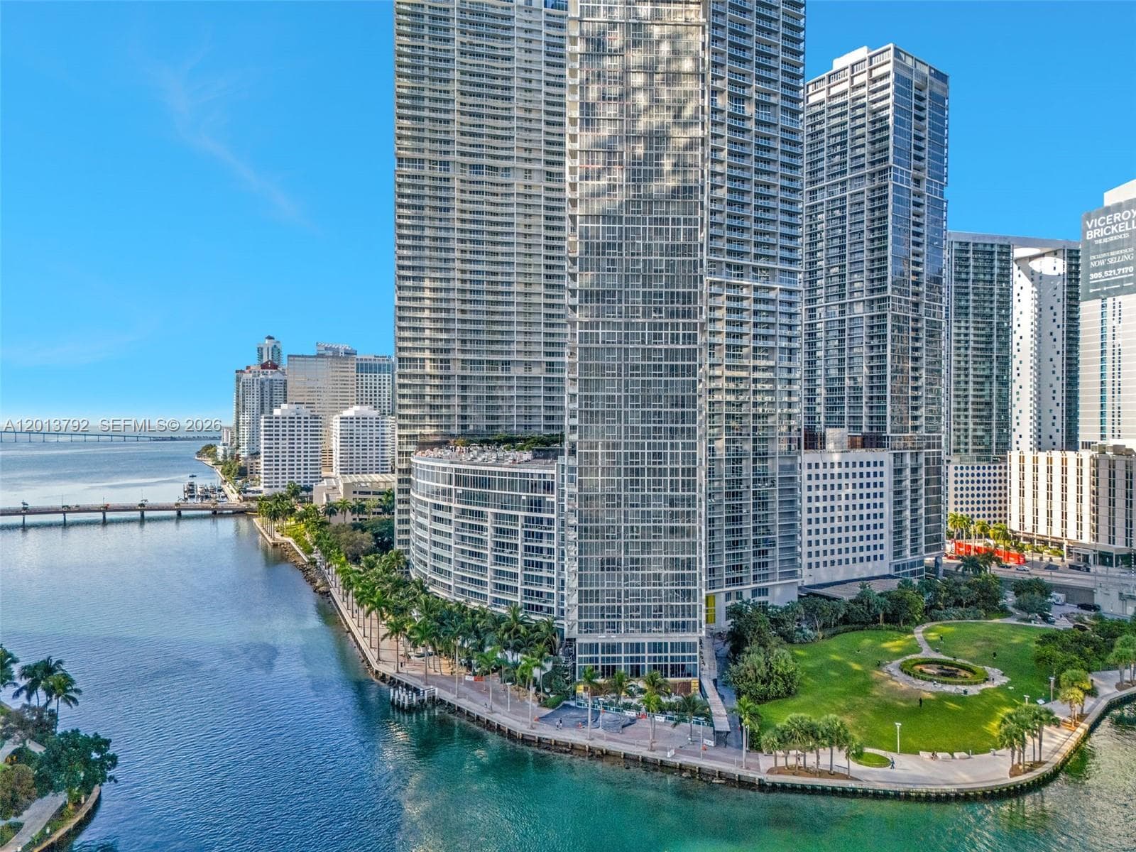 475 Brickell Ave # 3515, Miami FL 33131 — 23