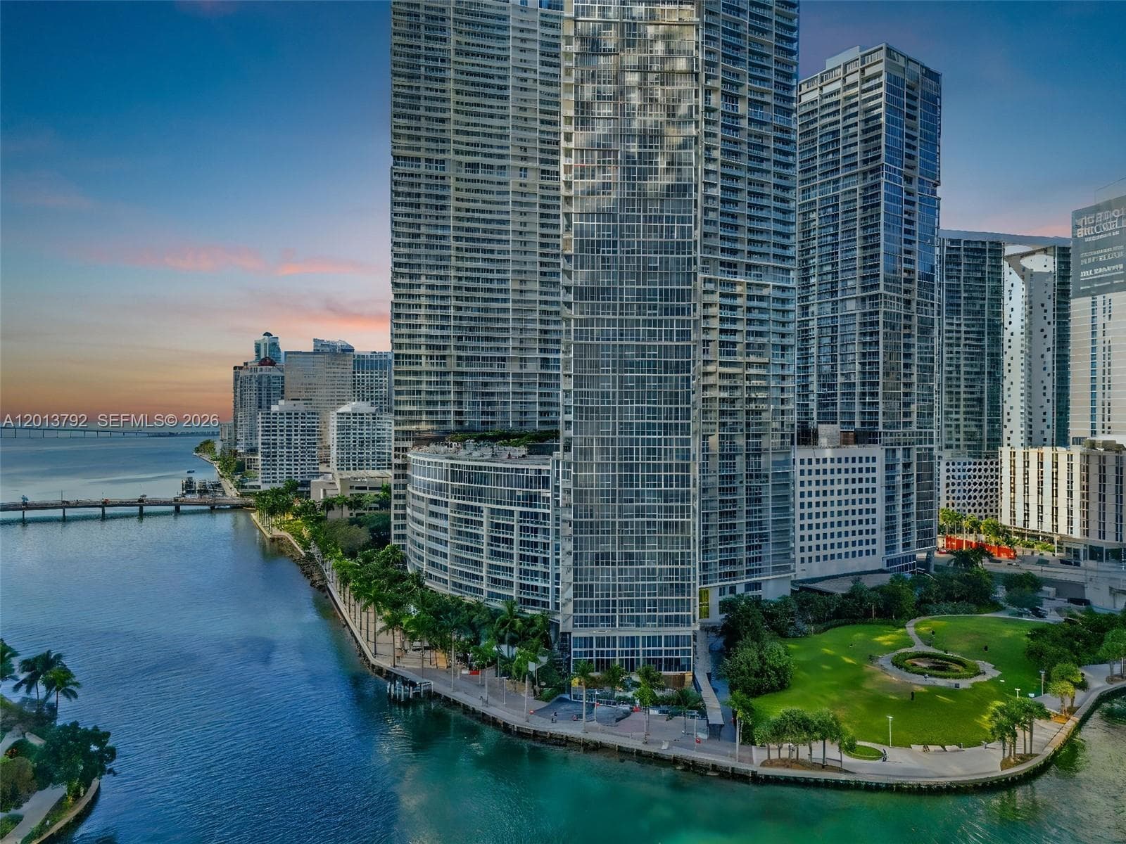 475 Brickell Ave # 3515, Miami FL 33131 — 27