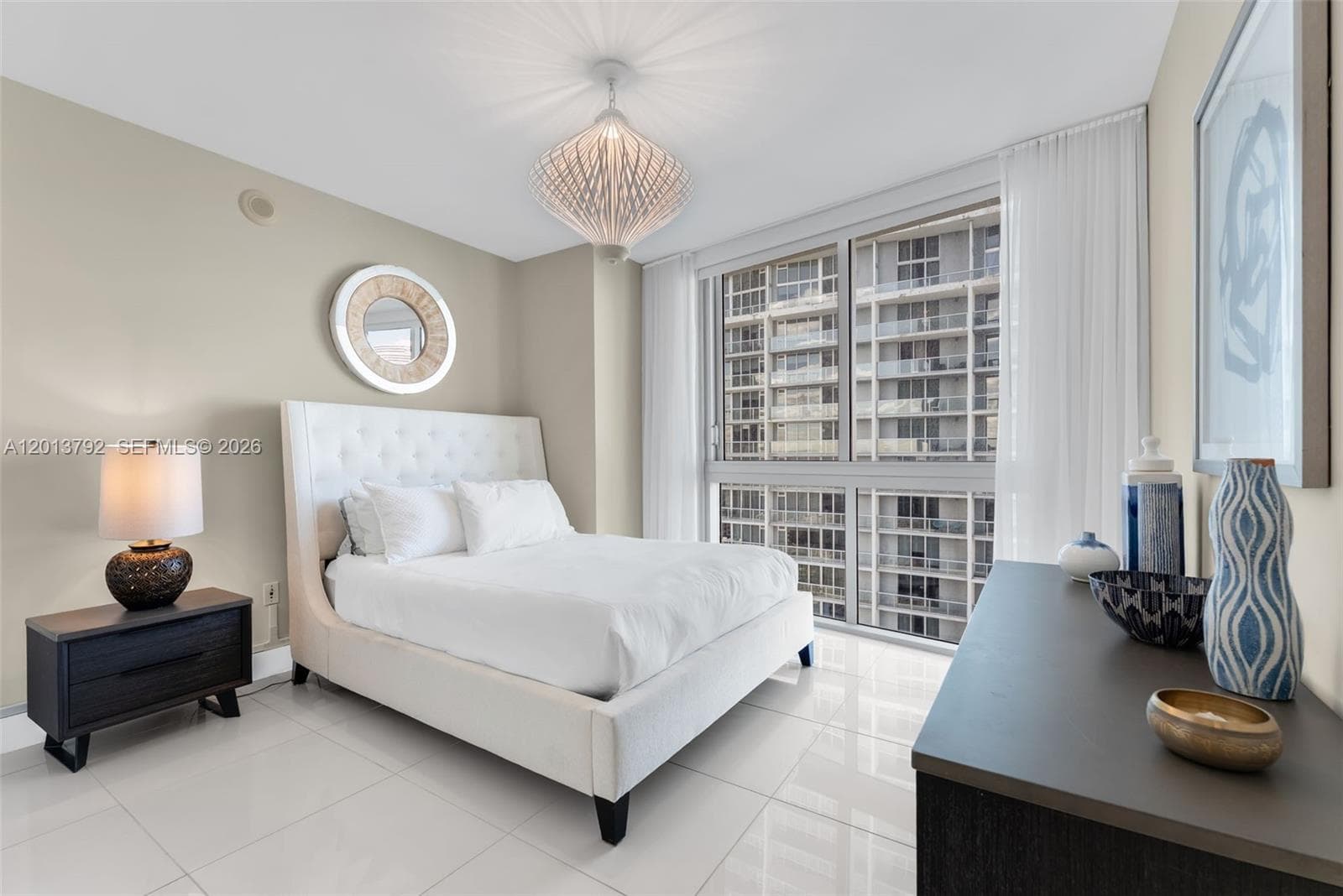 475 Brickell Ave # 3515, Miami FL 33131 — 17