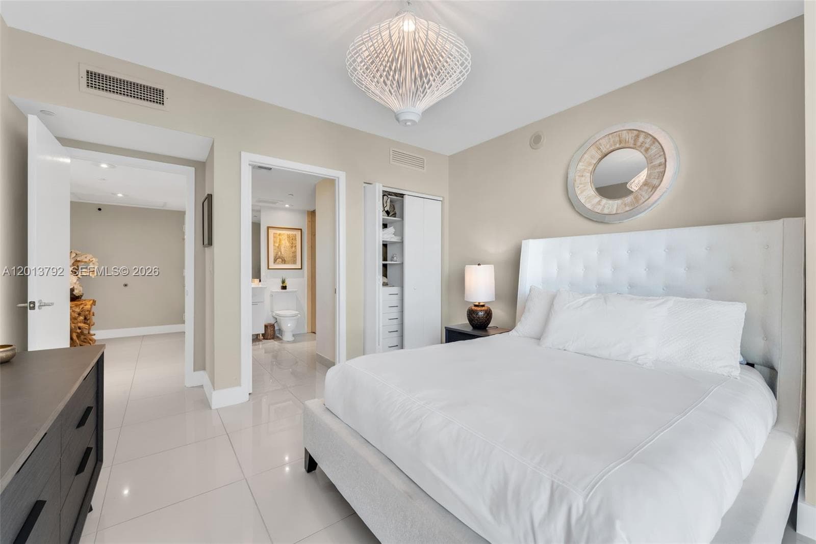 475 Brickell Ave # 3515, Miami FL 33131 — 18