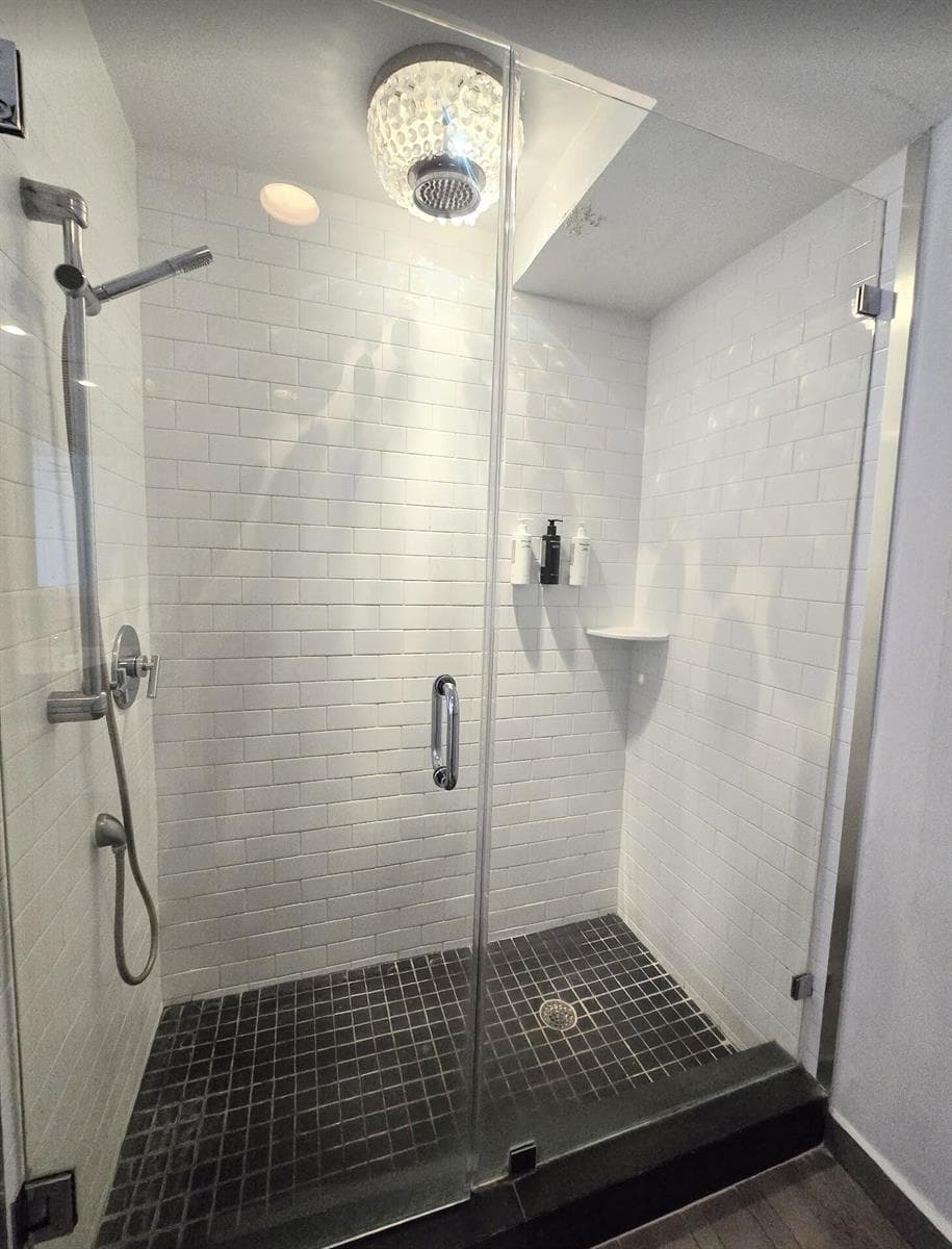 1100 West Avenue # 918, Miami Beach FL 33139 — 8
