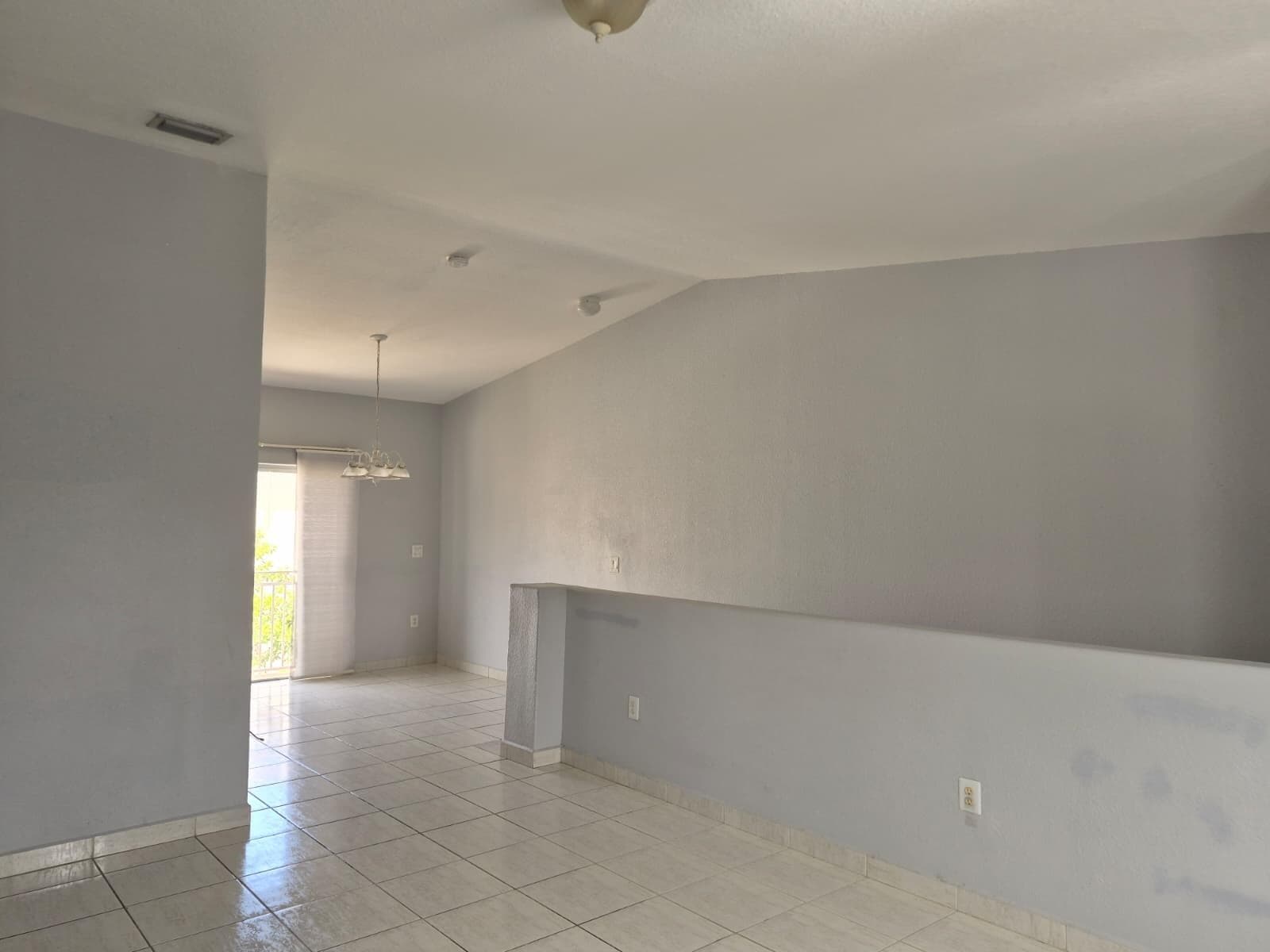 7211 NW 174th Terrace # 203, Hialeah FL 33015 — 6