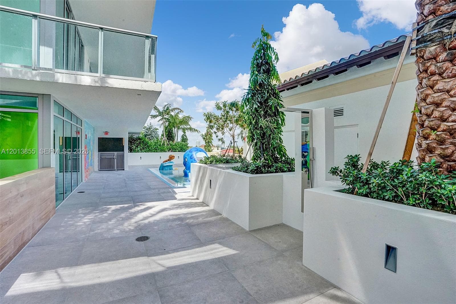 330 Sunny Isles Blvd # 2205, Sunny Isles Beach FL 33160 — 61