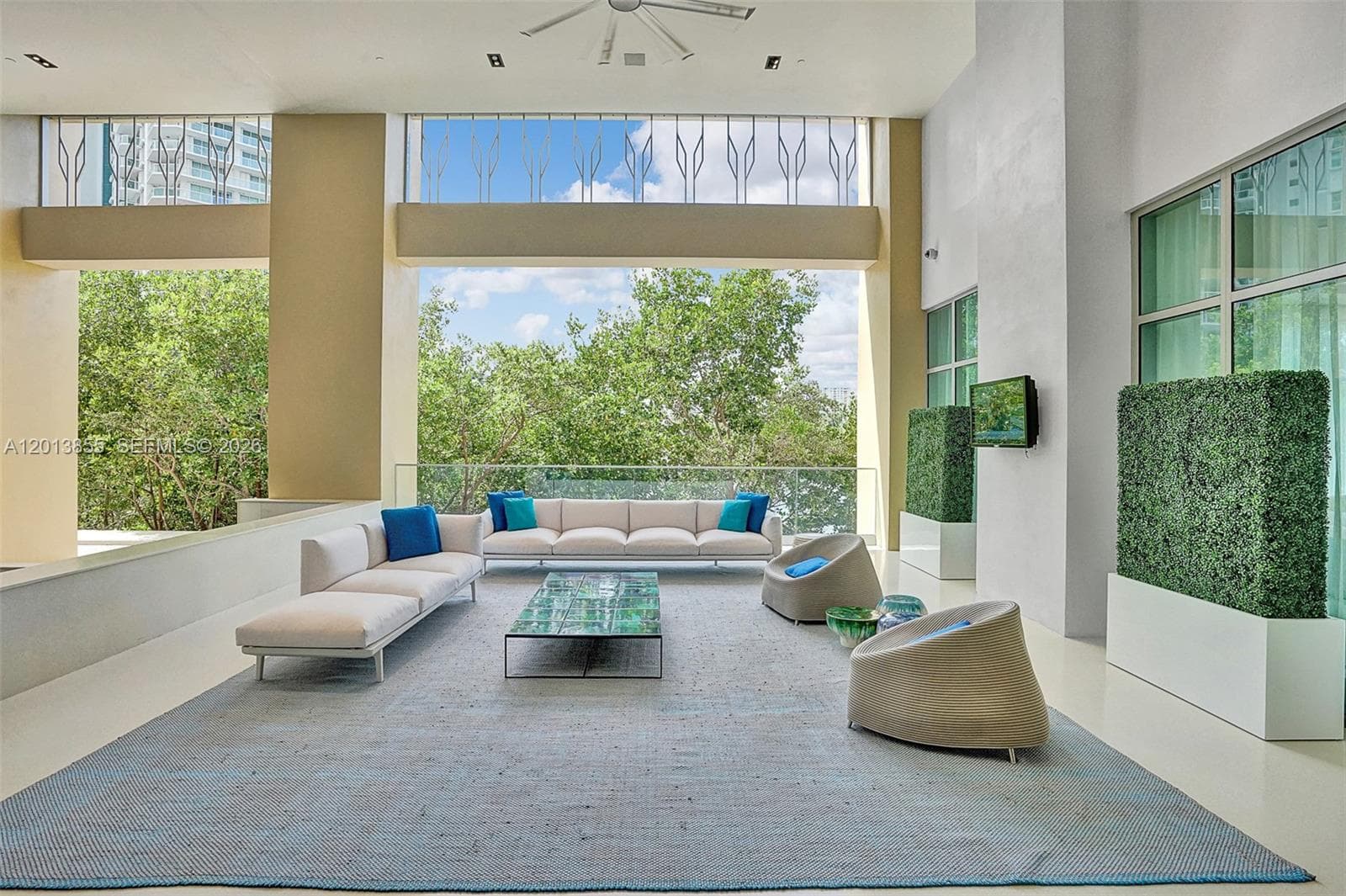330 Sunny Isles Blvd # 2205, Sunny Isles Beach FL 33160 — 39