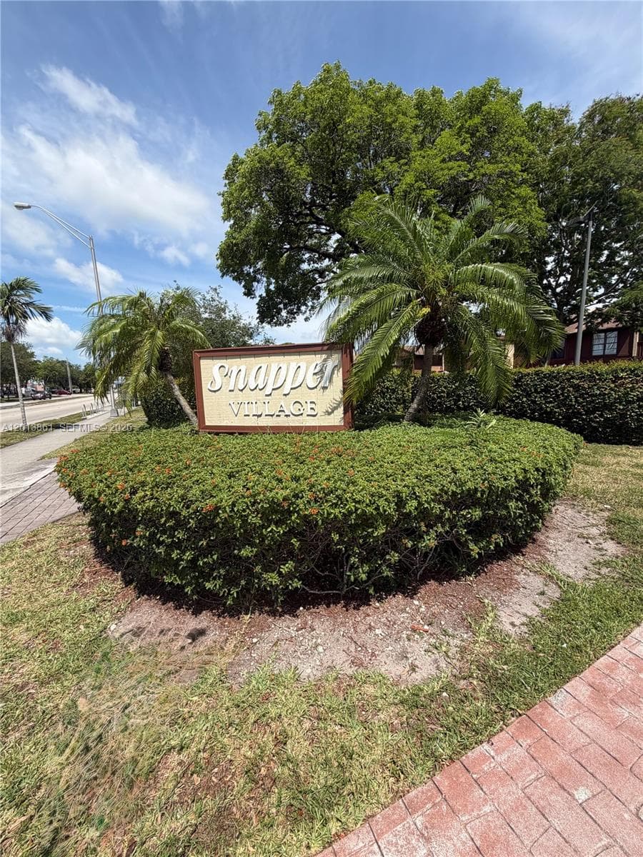 7024 SW 114th Pl # 52, Miami FL 33173 — 24