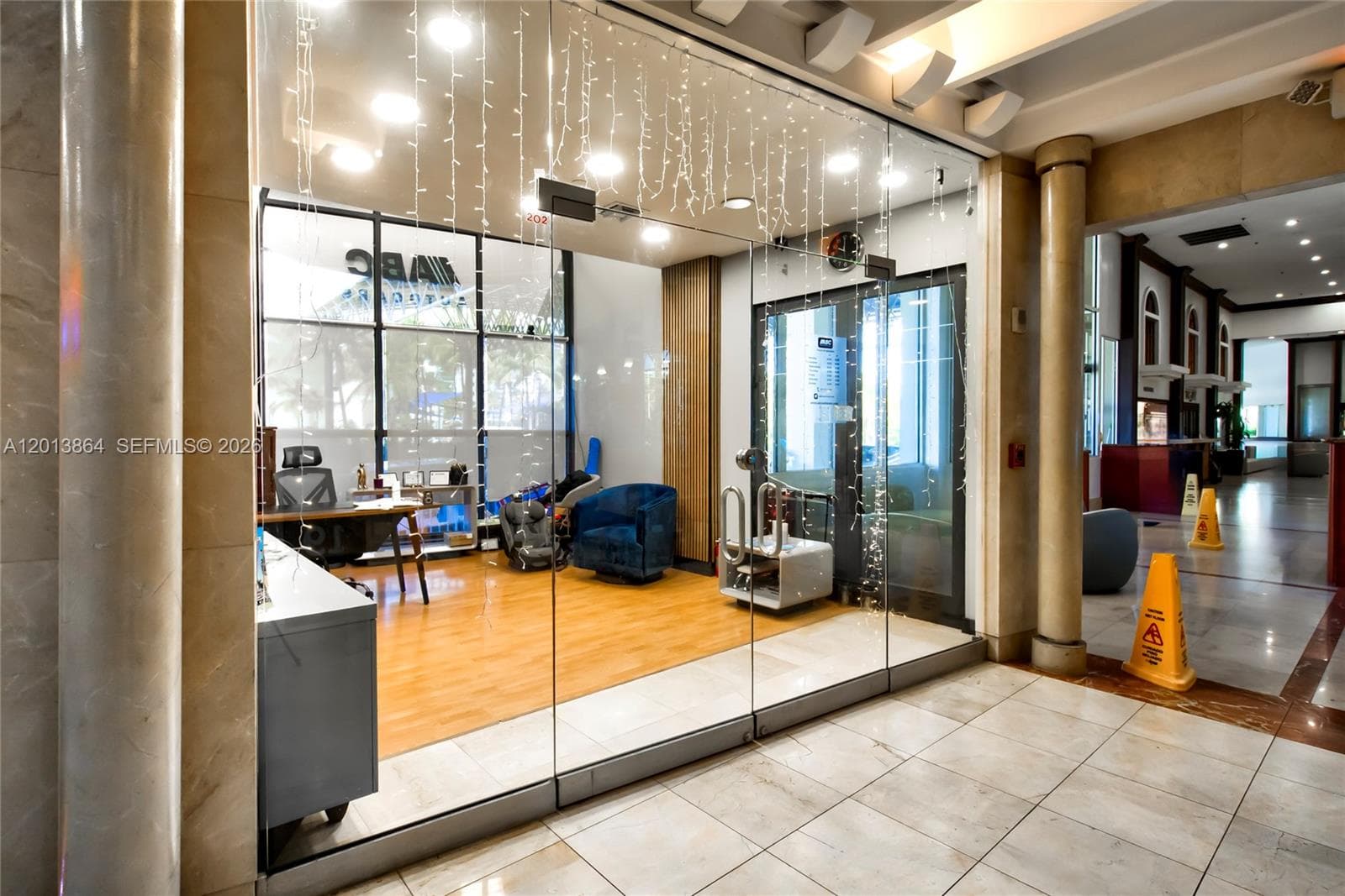 19201 Collins Ave, Sunny Isles Beach FL 33160 — 1