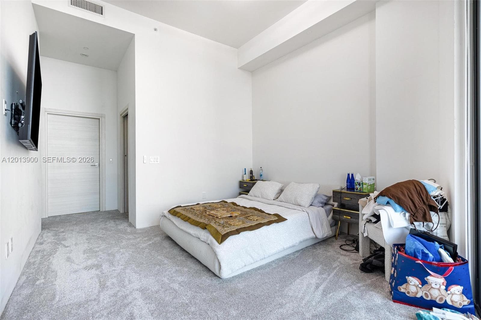 801 S Miami Ave # 5702, Miami FL 33130 — 23