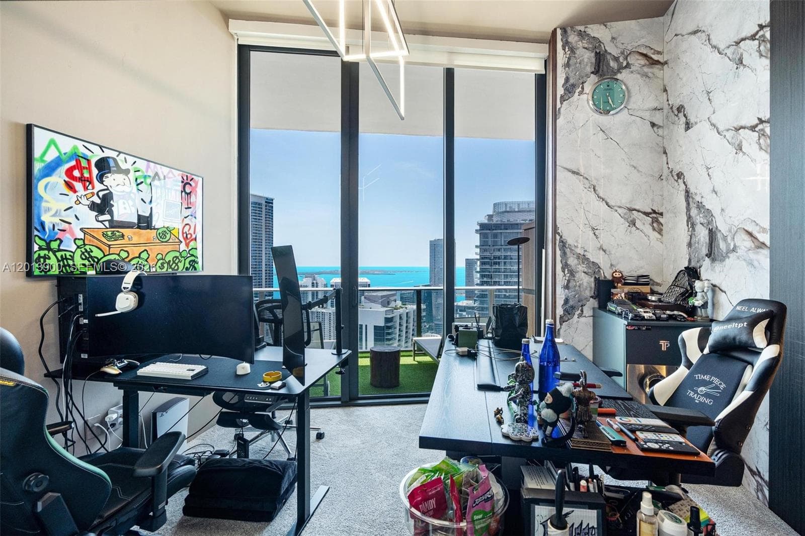 801 S Miami Ave # 5702, Miami FL 33130 — 25