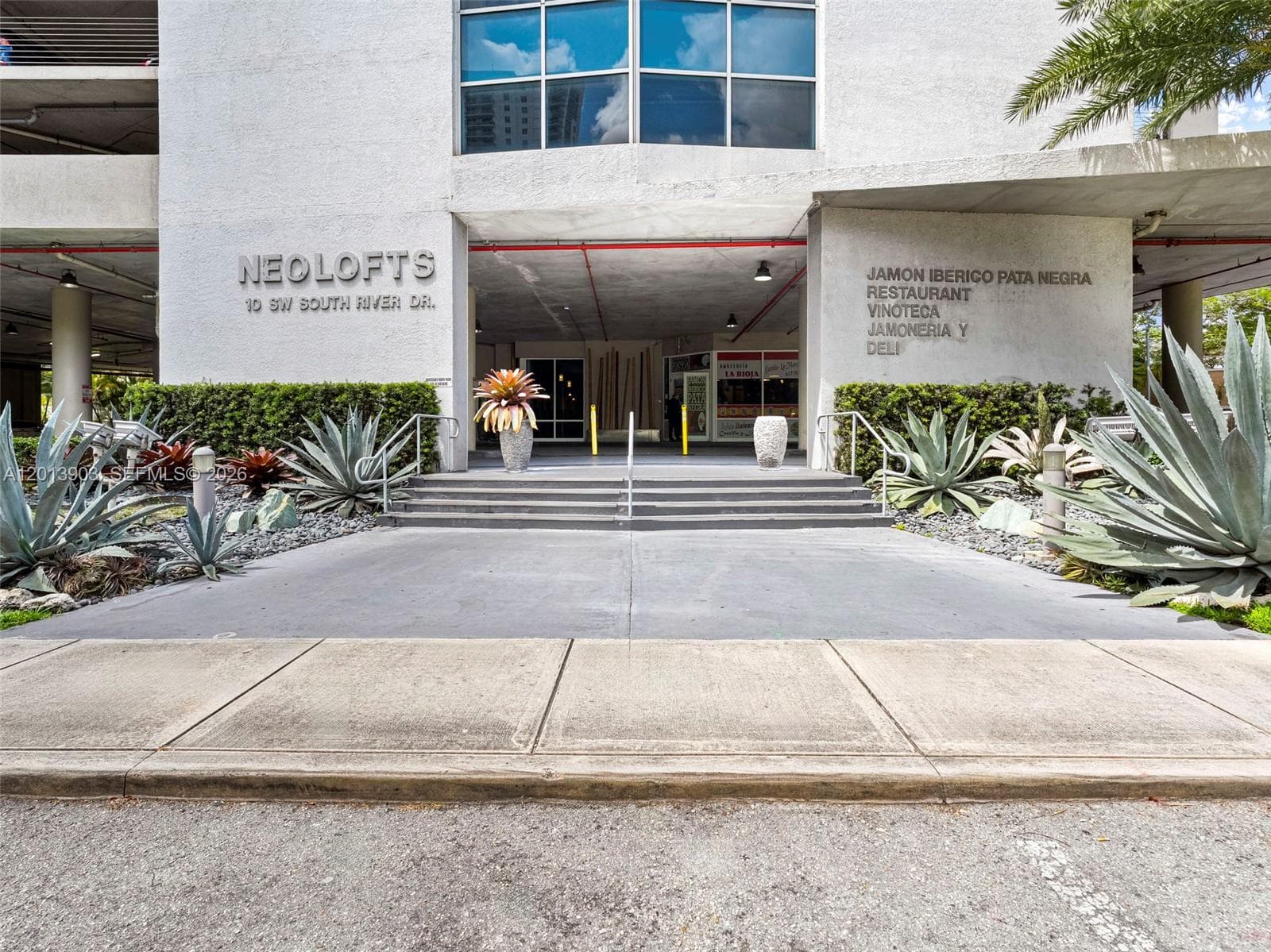 10 SW South River Dr # 1506, Miami FL 33130 — 25