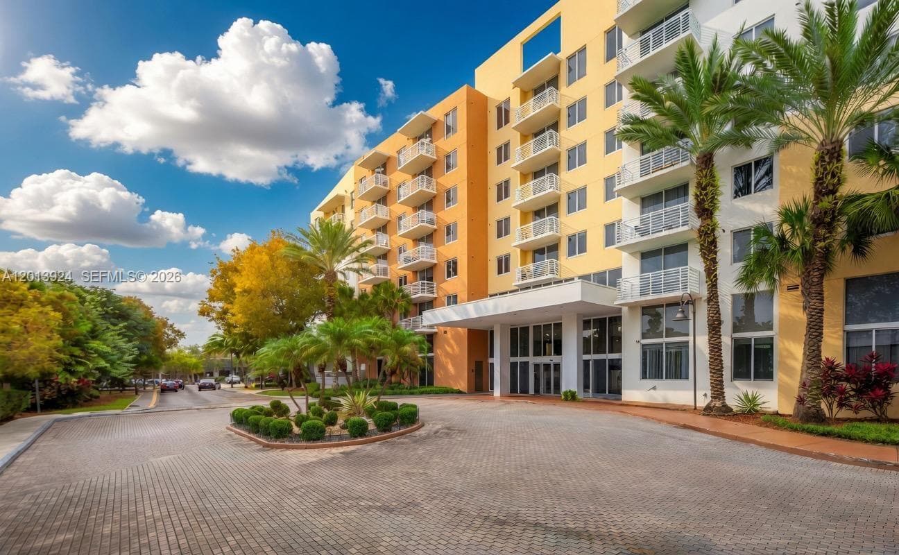2775 NE 187th St # 609, Aventura FL 33180 — 2