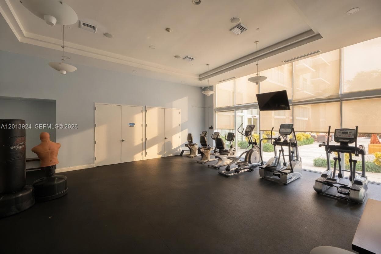 2775 NE 187th St # 609, Aventura FL 33180 — 16