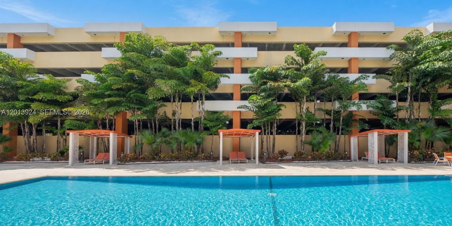 2775 NE 187th St # 609, Aventura FL 33180 — 18