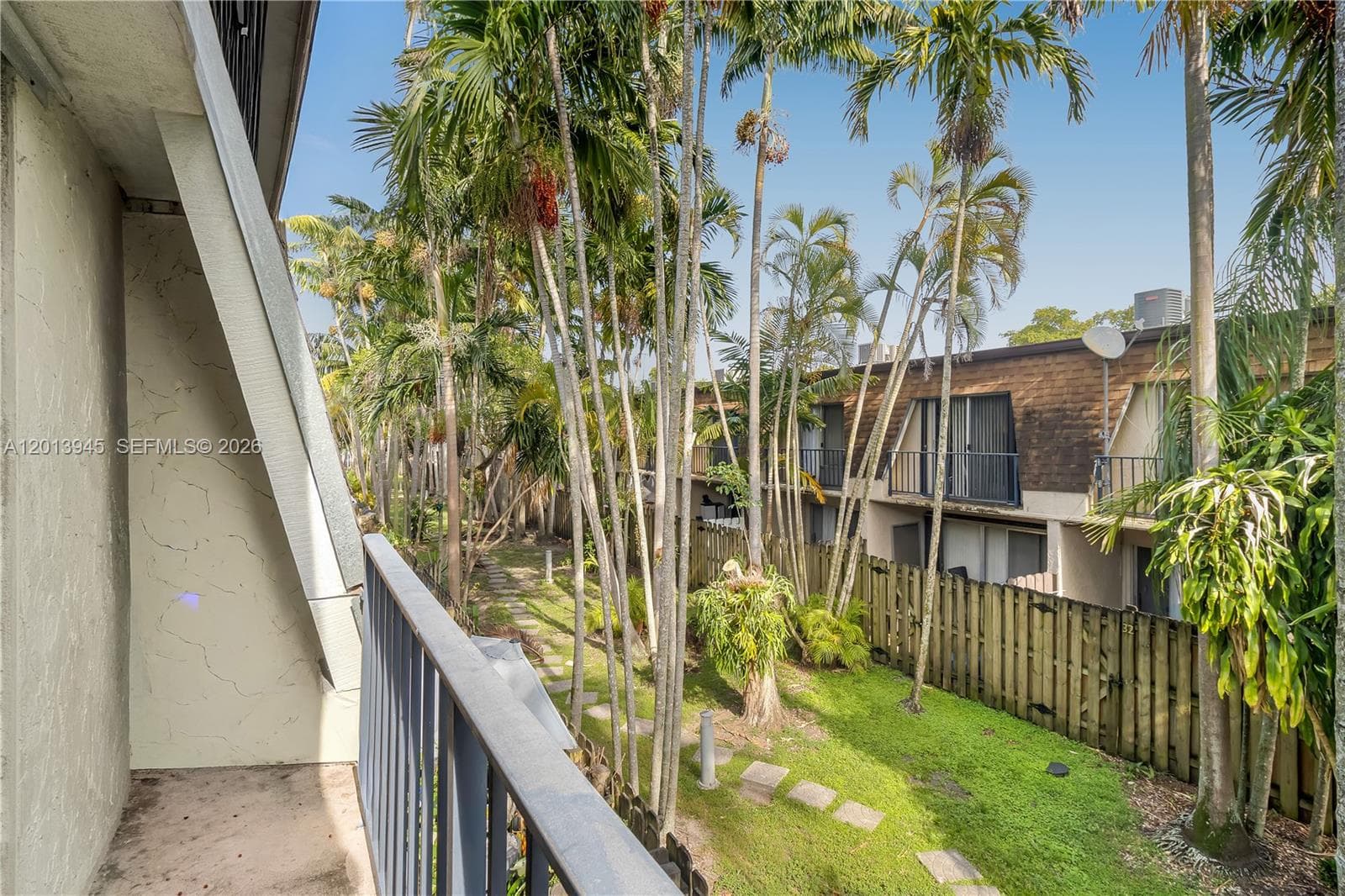Coral Reef Townhouses Con, Palmetto Bay, FL — 26