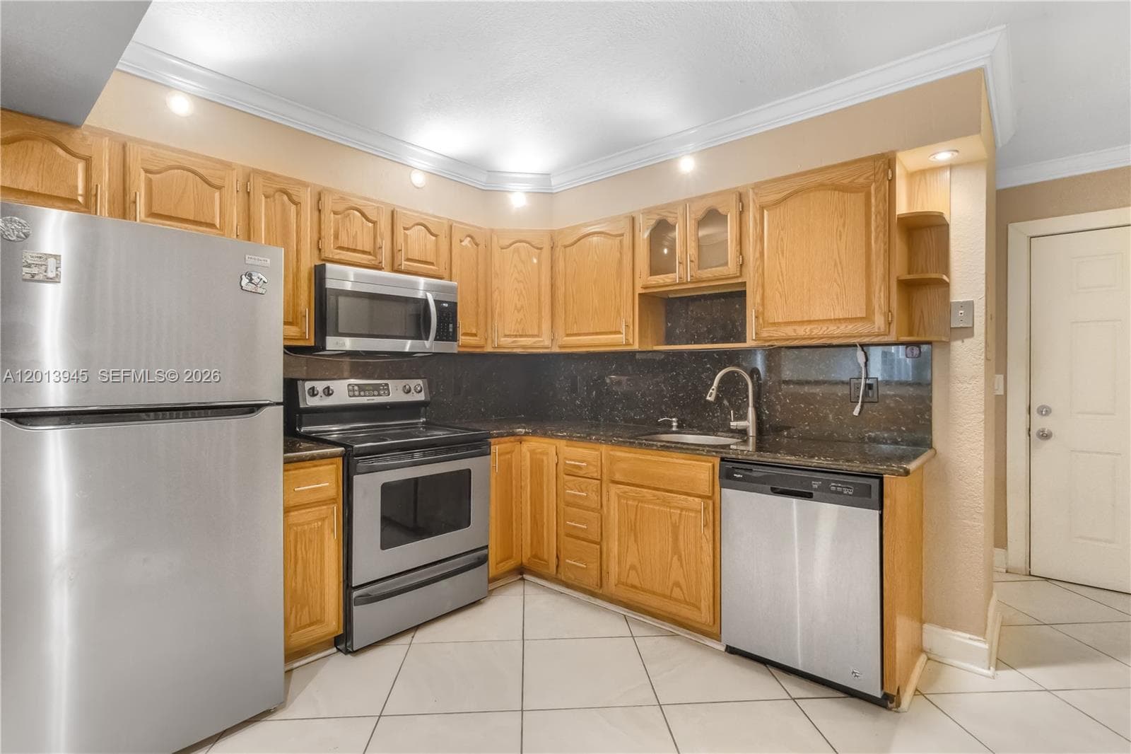 Coral Reef Townhouses Con, Palmetto Bay, FL — 9