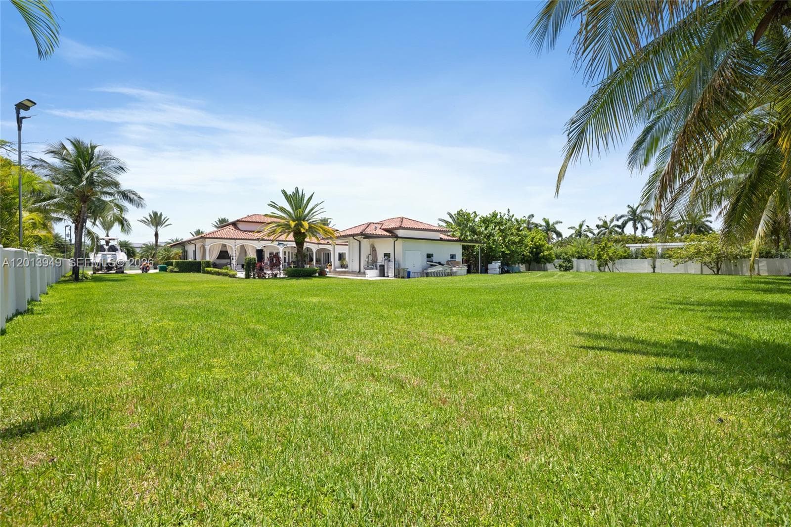 9861 NW 135th St, Hialeah Gardens FL 33018 — 52