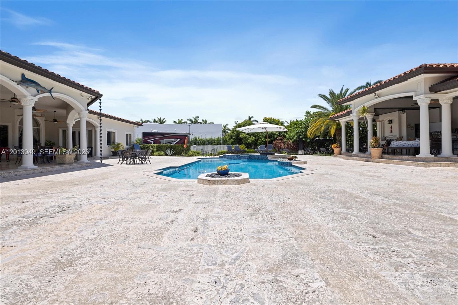 9861 NW 135th St, Hialeah Gardens FL 33018 — 48