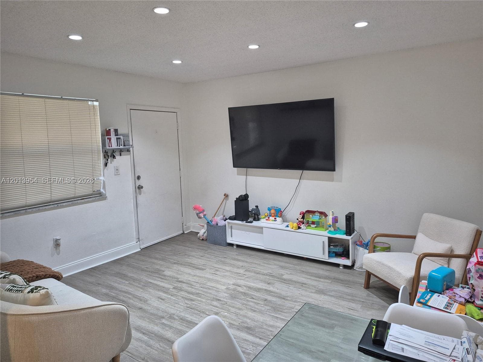 1975 NE 135th St # 2H, North Miami FL 33181 — 2
