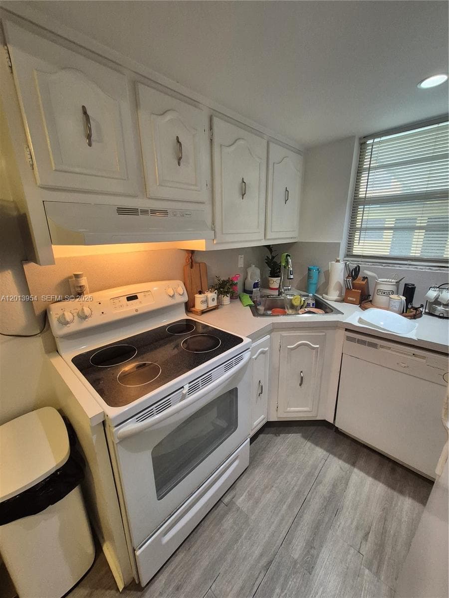 1975 NE 135th St # 2H, North Miami FL 33181 — 9