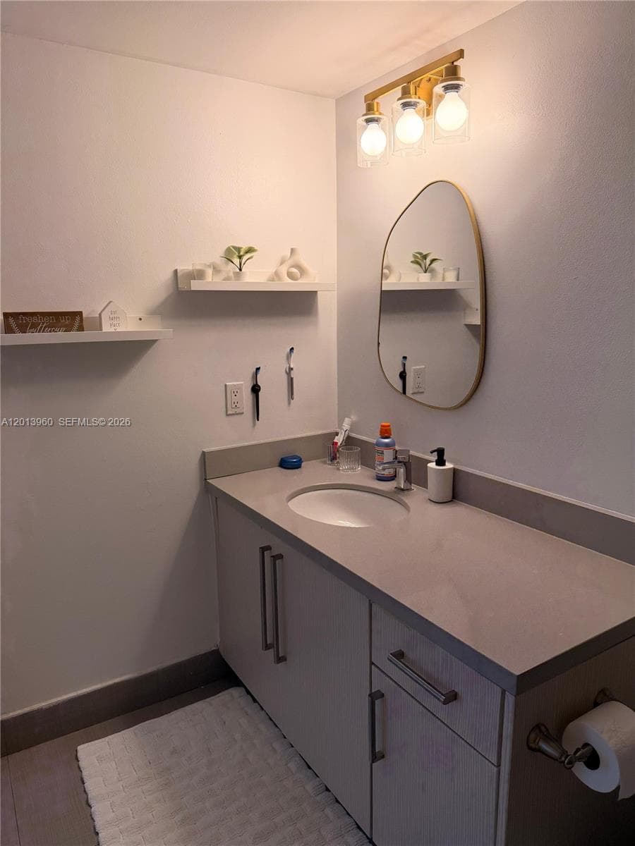 1155 Brickell Bay Dr # 2904, Miami FL 33131 — 9