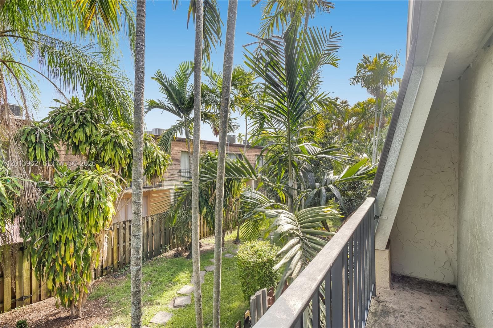 15385 S Dixie Hwy 4 Hwy, Palmetto Bay FL 33157 — 25