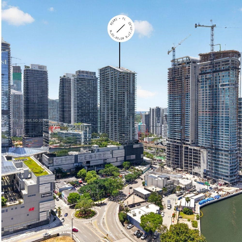 88 SW 7th St # 1012, Miami FL 33130 — 16