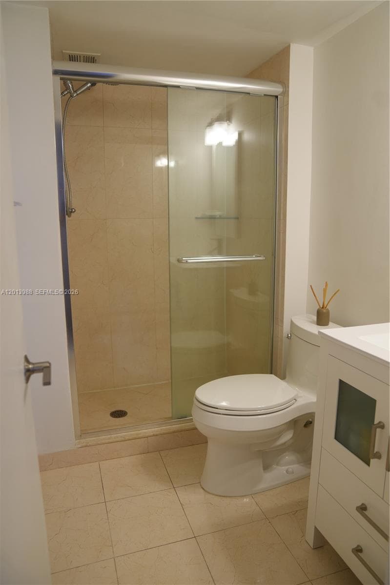 2851 NE 183rd St # 1107E, Aventura FL 33160 — 35