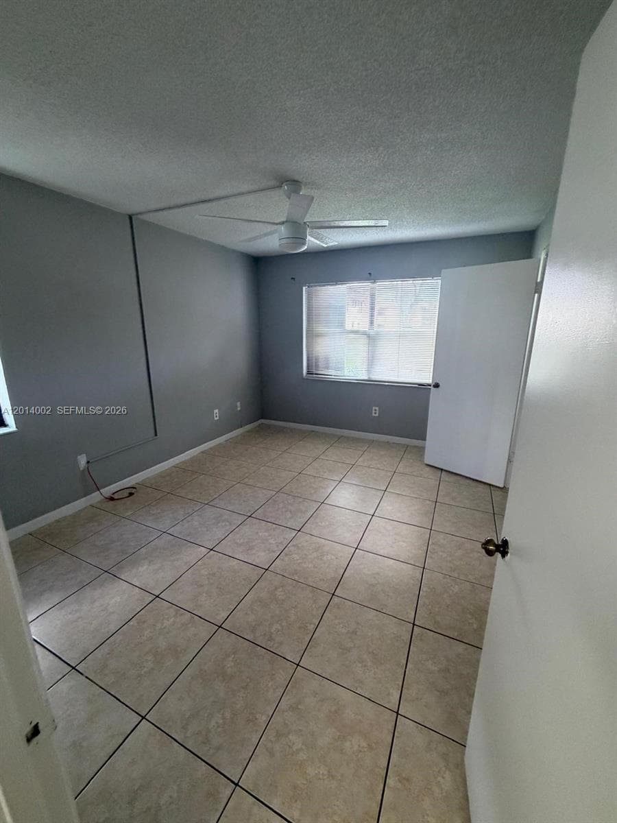 20825 NE 8th Ct # 19, Miami FL 33179 — 3