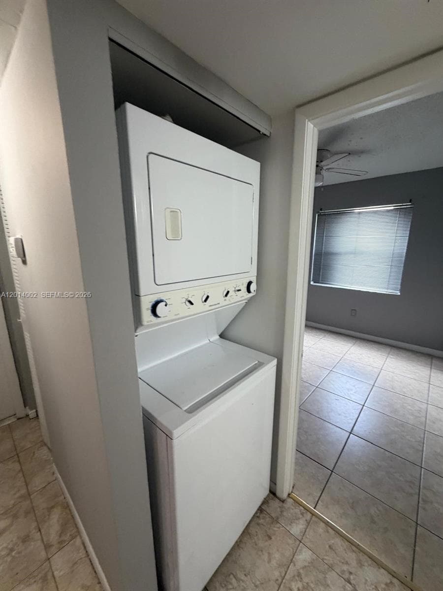 20825 NE 8th Ct # 19, Miami FL 33179 — 4