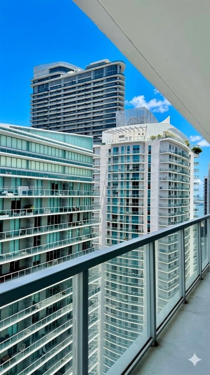 79 SW 12th St # 4008S, Miami FL 33130 — 13