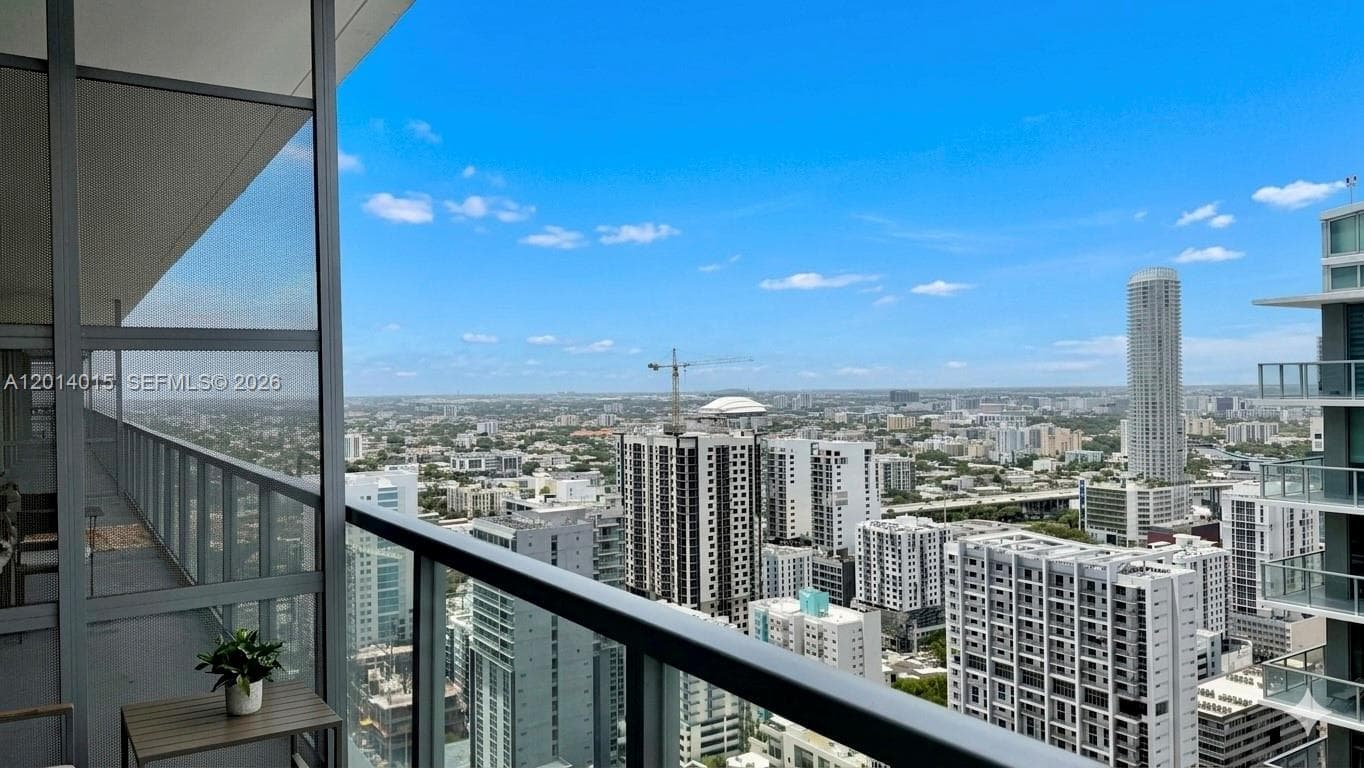 79 SW 12th St # 4008S, Miami FL 33130 — 15