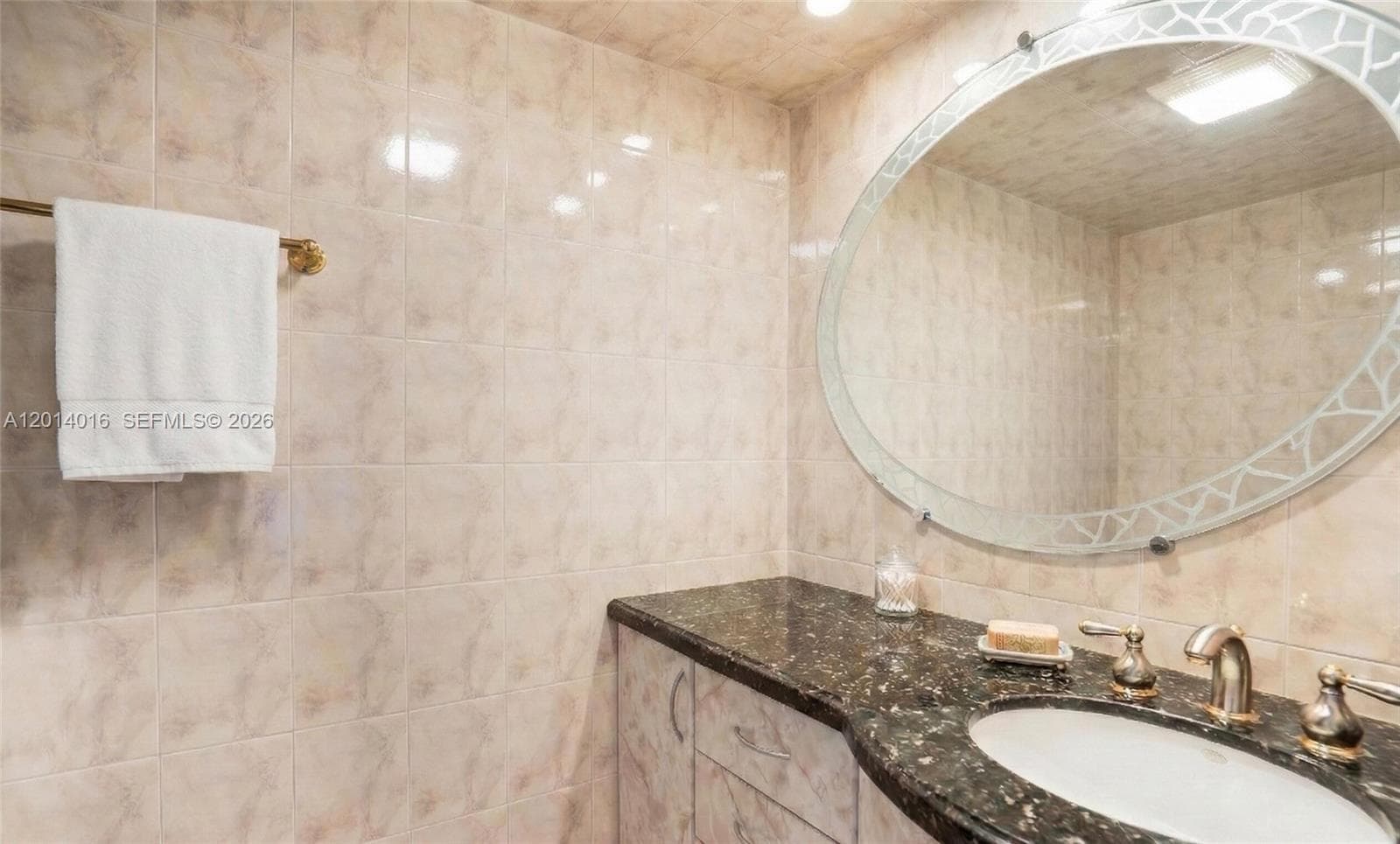 251 174th St # 1517, Sunny Isles Beach FL 33160 — 17