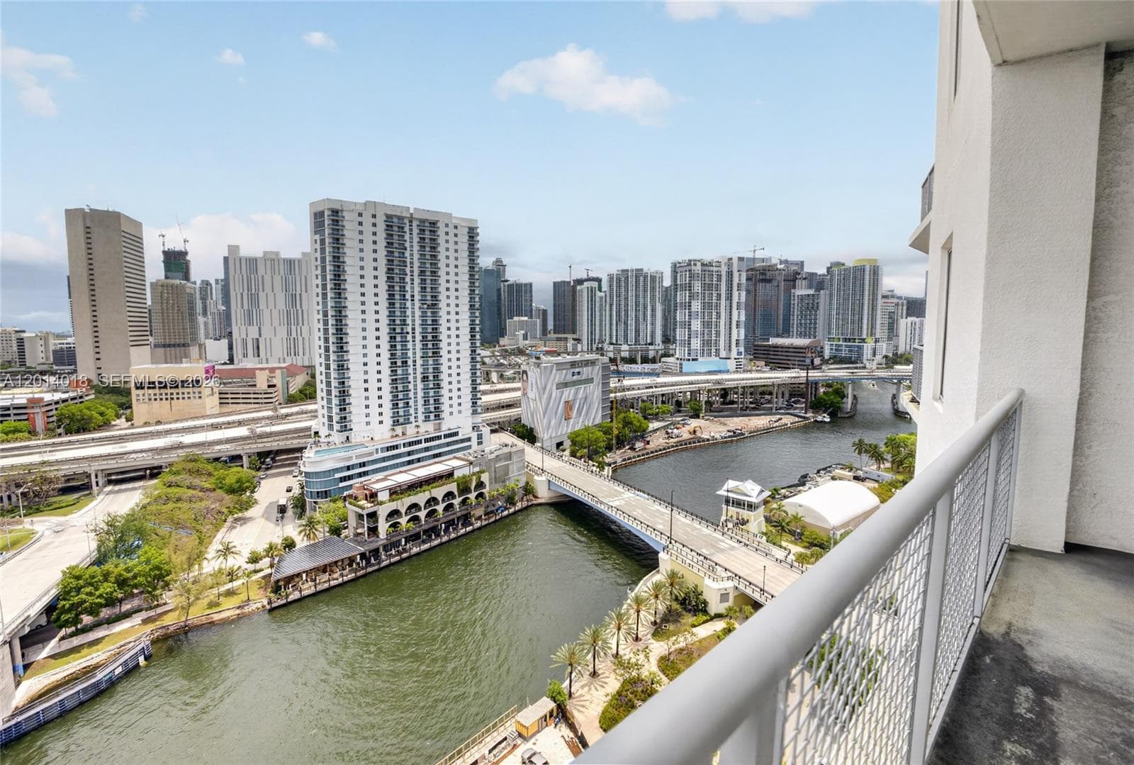 10 SW South River Dr, Miami FL 33130 — 25