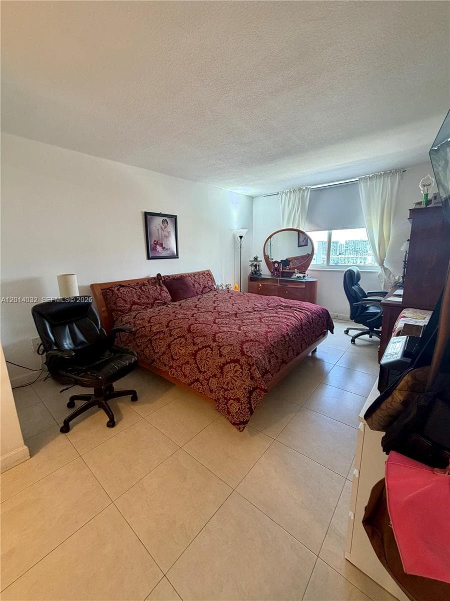 500 Bayview Dr # 1631, Sunny Isles Beach FL 33160 — 23
