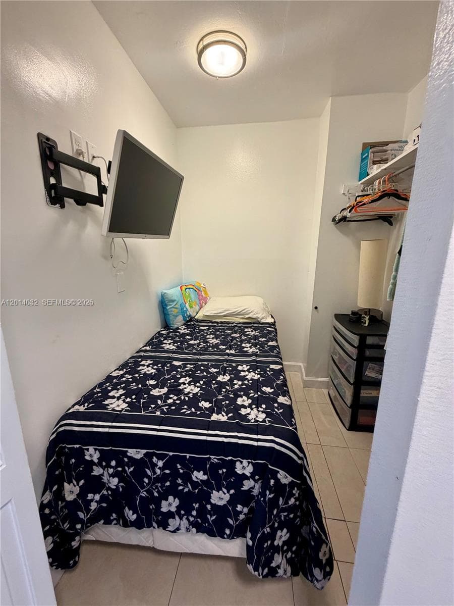 500 Bayview Dr # 1631, Sunny Isles Beach FL 33160 — 19