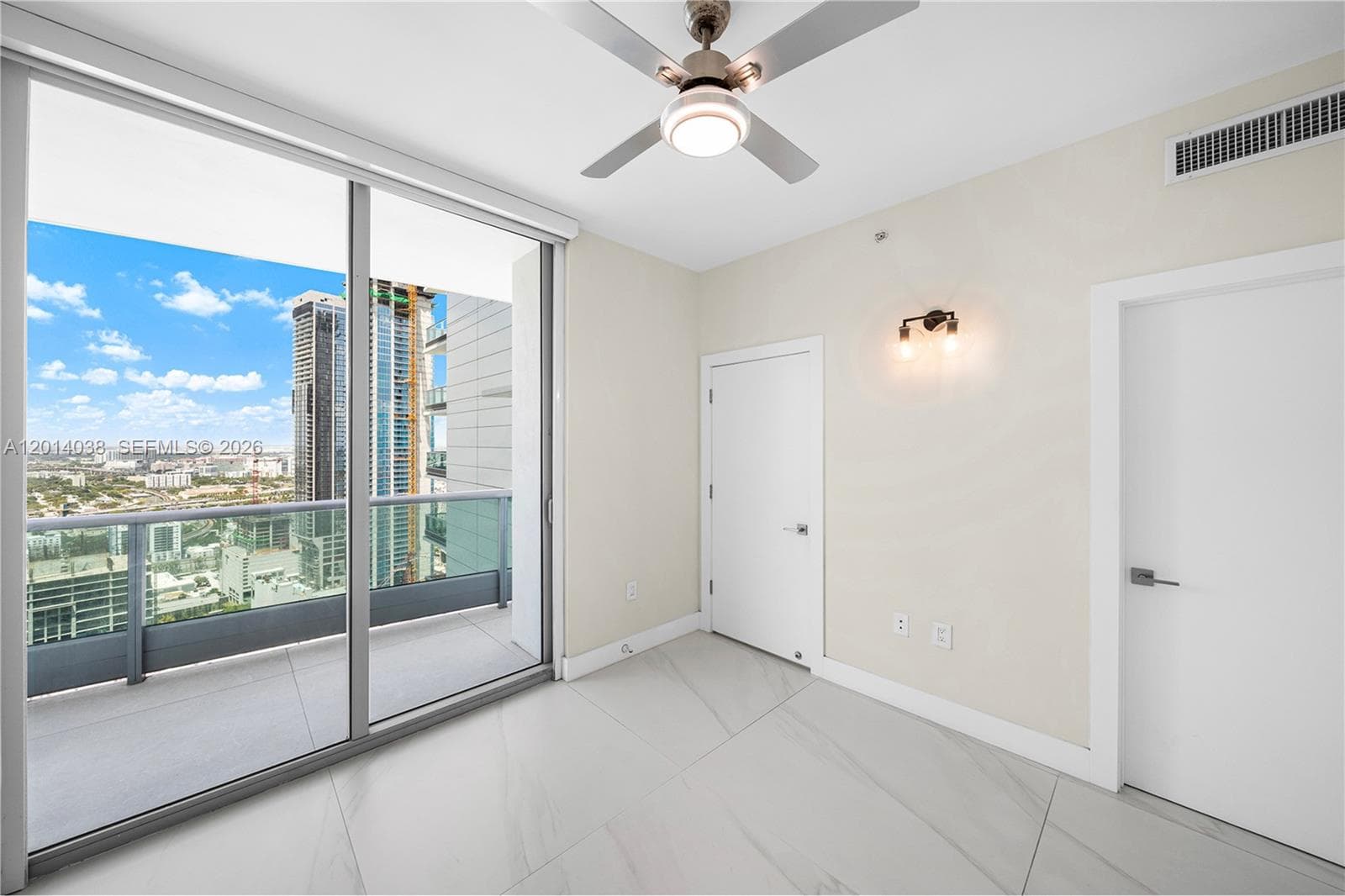 900 Biscayne Blvd # 4202, Miami FL 33132 — 46