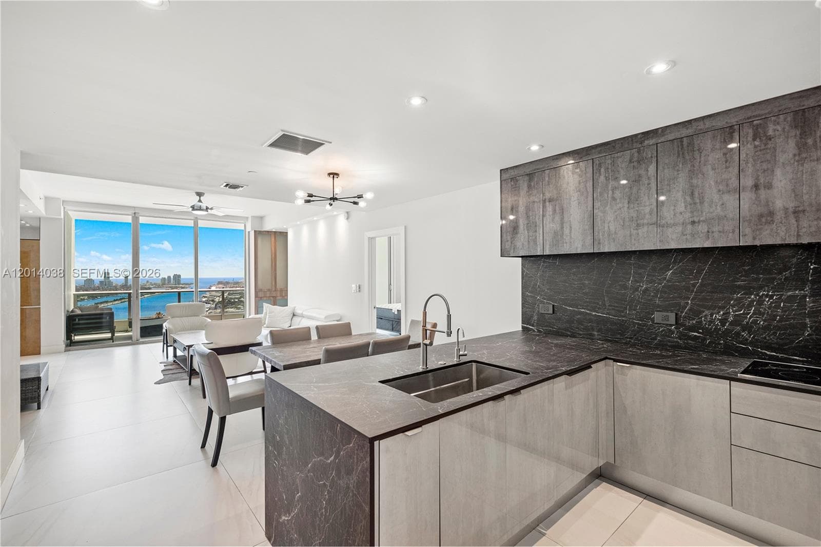 900 Biscayne Blvd # 4202, Miami FL 33132 — 22