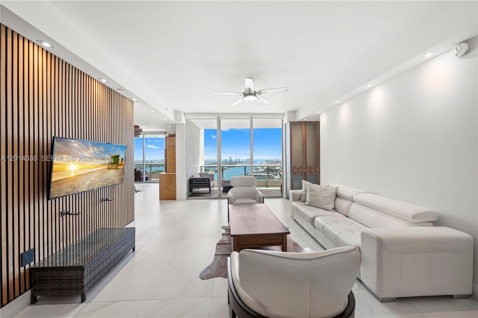 900 Biscayne Blvd # 4202, Miami FL 33132 — 28