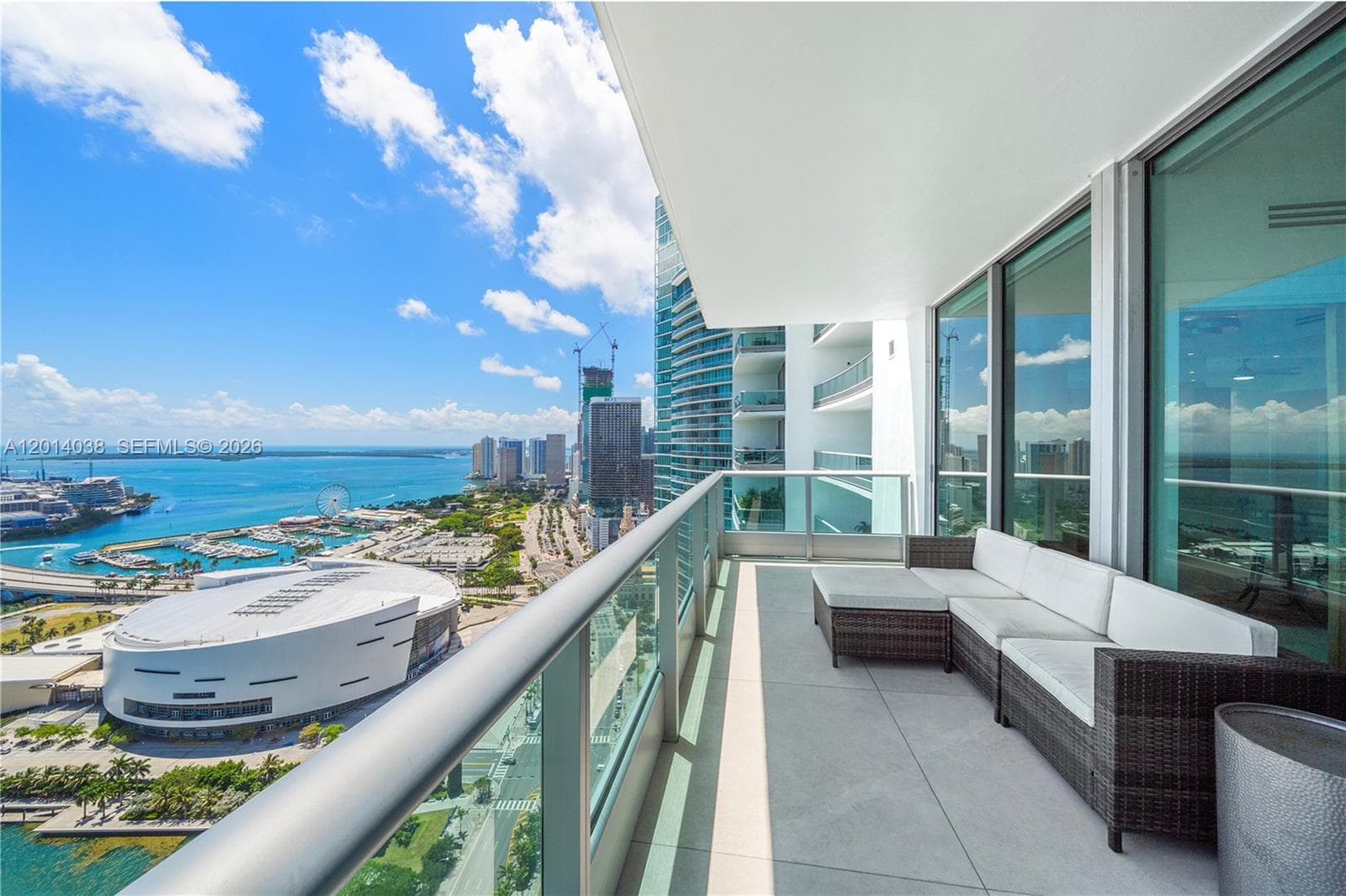 900 Biscayne Blvd # 4202, Miami FL 33132 — 51