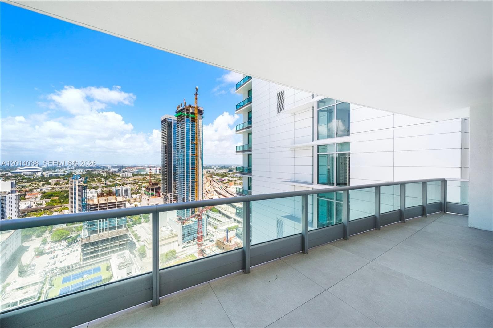 900 Biscayne Blvd # 4202, Miami FL 33132 — 37